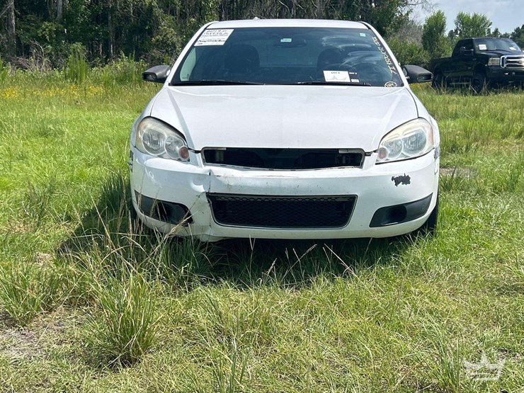2014-chevrolet-impala-sedan-image-26