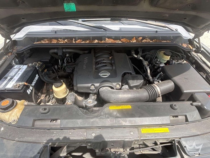 2006-nissan-armada-image-7