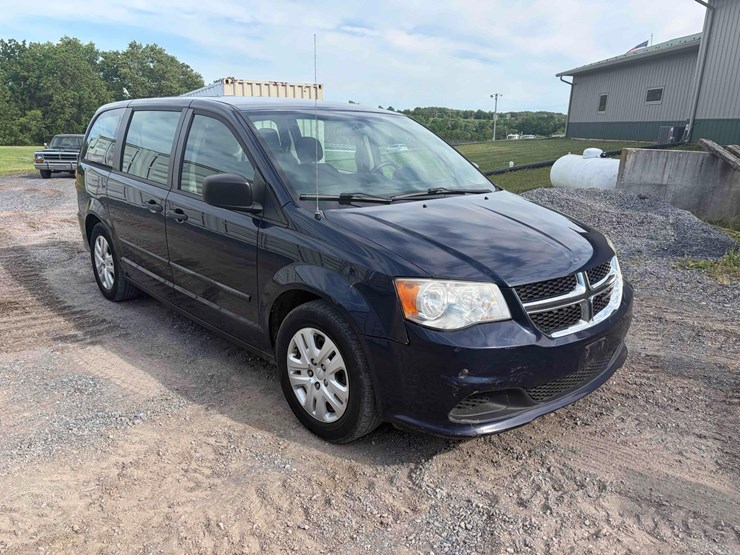 2014-dodge-caravan-image-3