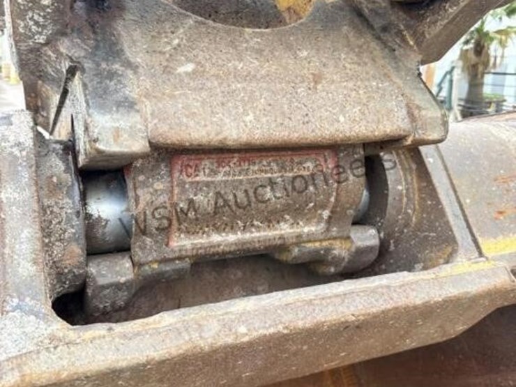 2013-caterpillar-349el-image-31
