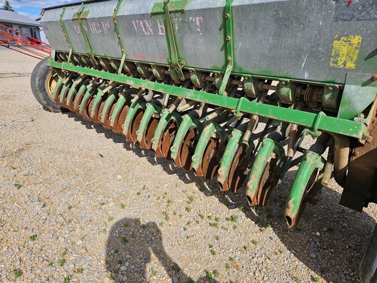 john-deere-10-image-17