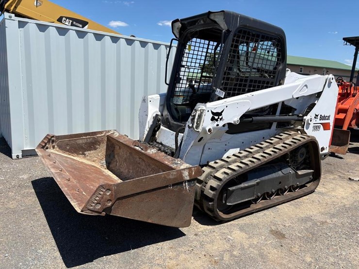 bobcat-t550-image-2