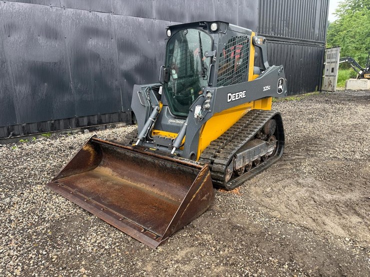 2021-deere-325g-image-8