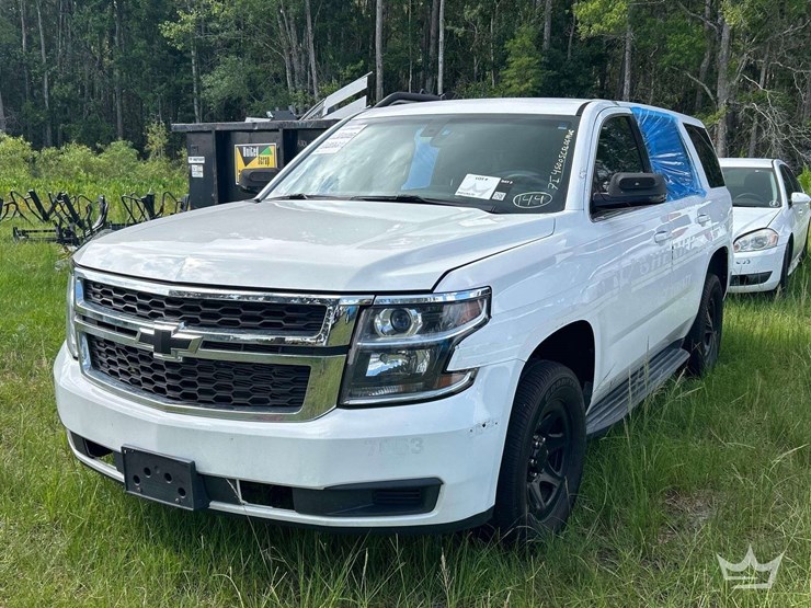2015-chevrolet-tahoe-image-1