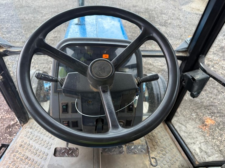 ford-7740-image-21