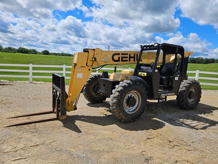 2020-gehl-rs8-42-image-1