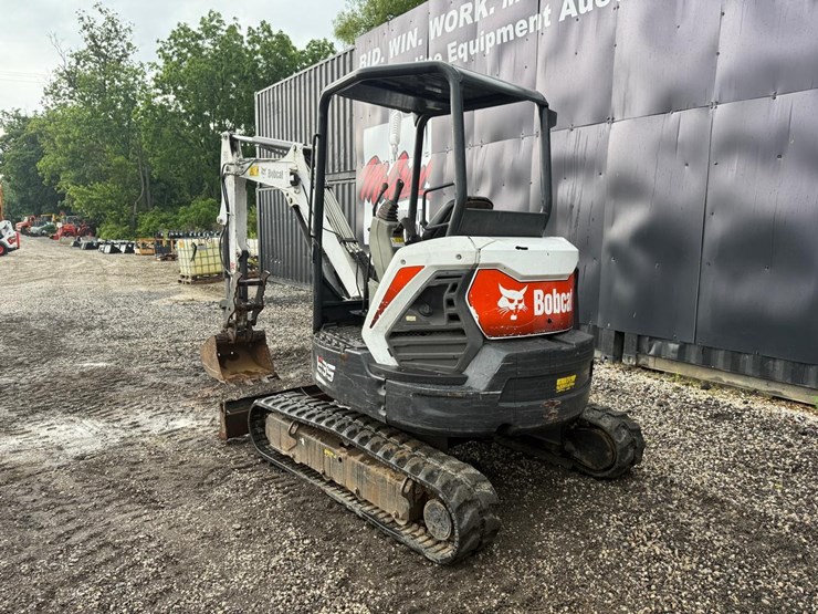 2019-bobcat-e35-image-2