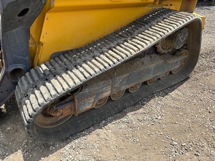 deere-333g-image-13