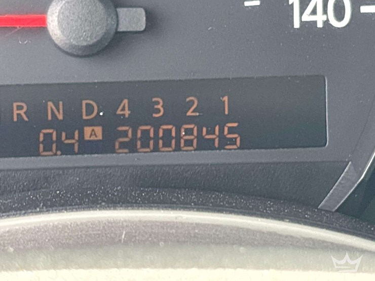 2006-nissan-armada-image-12