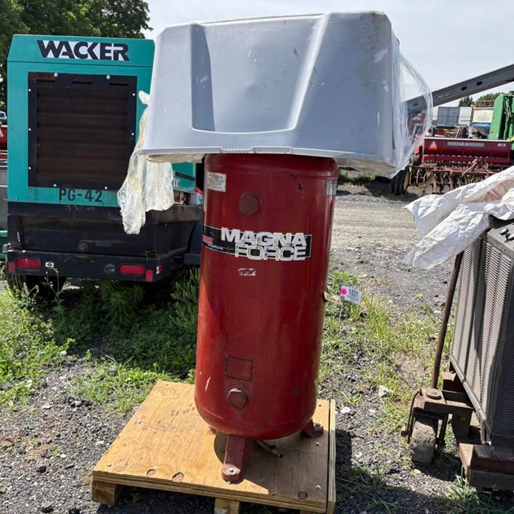60gal 240V Air Compressor