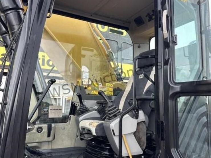 2013-caterpillar-349el-image-63
