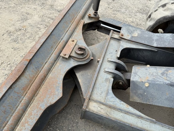 2014-kubota-kx080-4-image-16