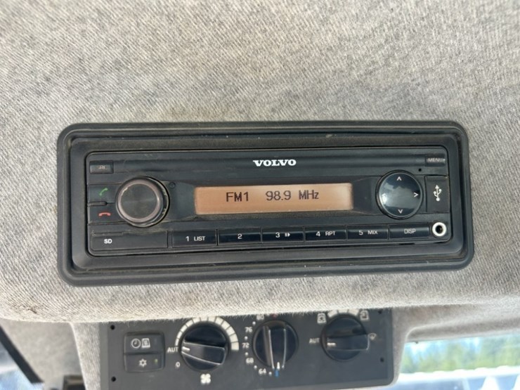 2018-volvo-l70h-image-30