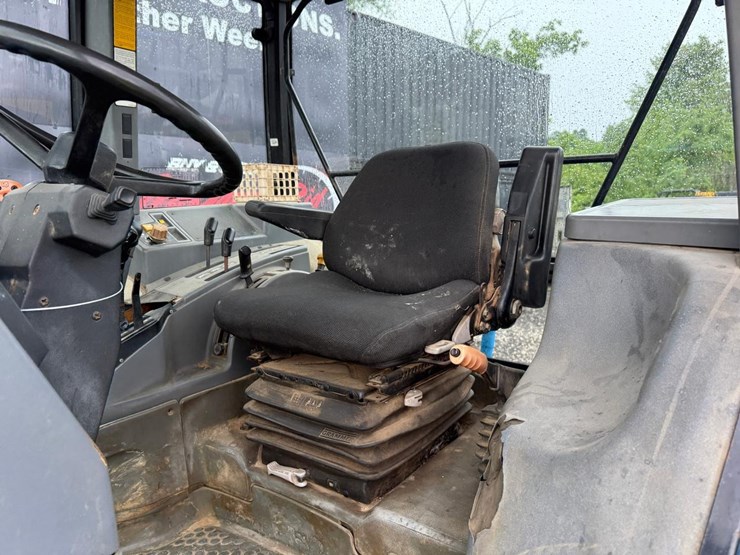 ford-7740-image-19