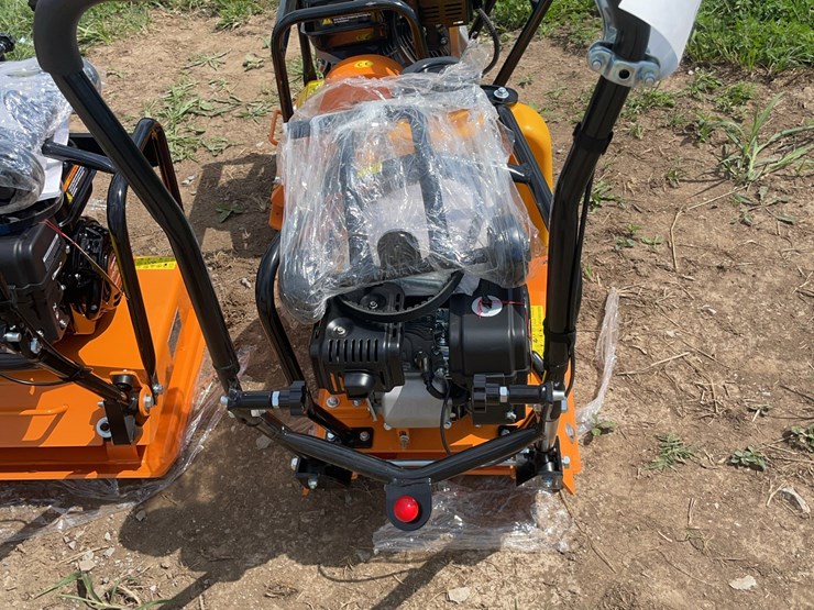 loncin-plate-compactor-c80t-image-3
