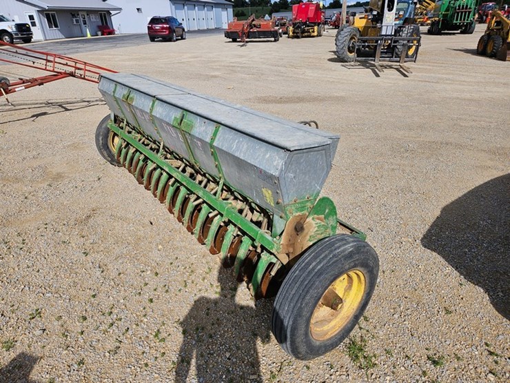 john-deere-10-image-5