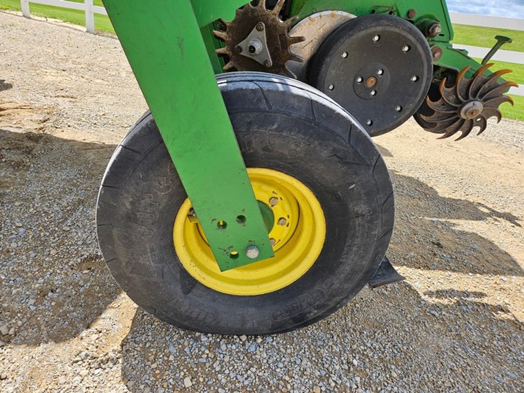 john-deere-1770-image-55