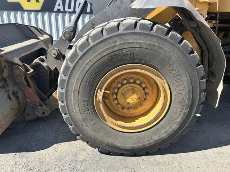 2018-volvo-l70h-image-9