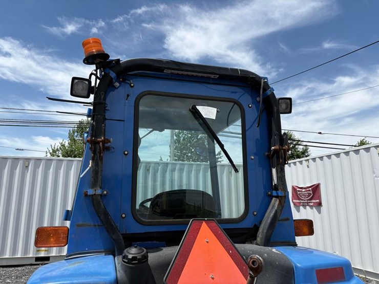 new-holland-tc45-image-18