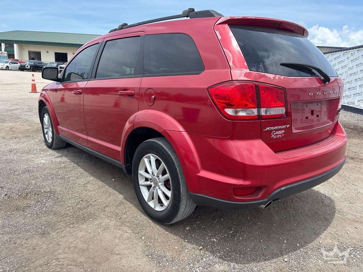 2014-dodge-journey-image-4