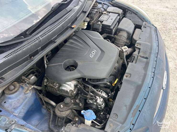 2015-hyundai-accent-sedan-image-9