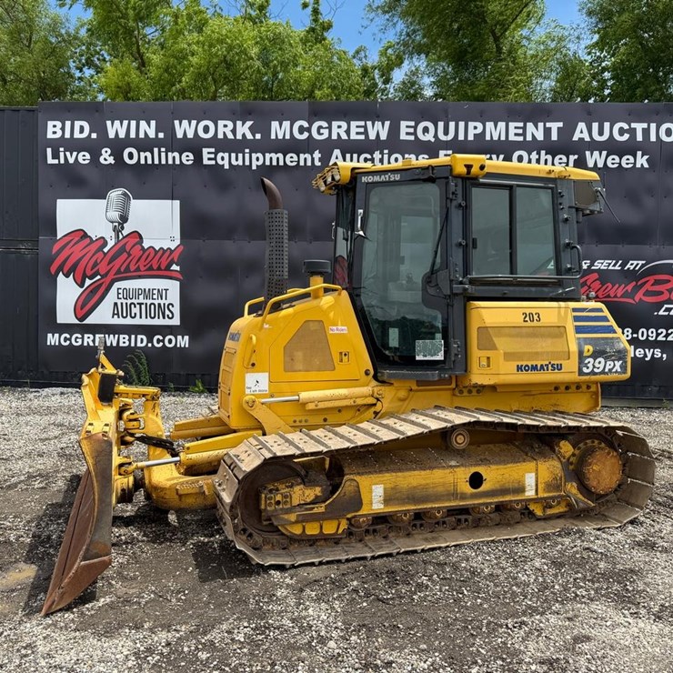 KOMATSU D39PX-23