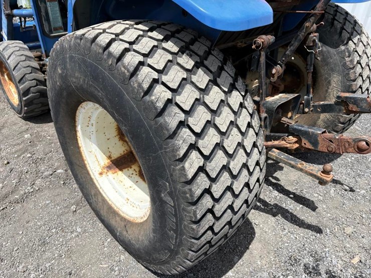new-holland-tc45-image-14
