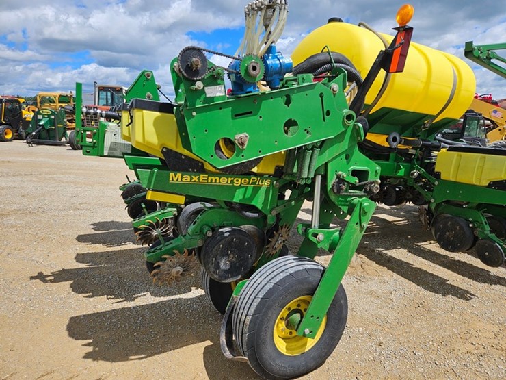 john-deere-1770-image-42
