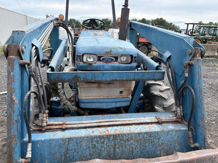 ford-2120-image-6