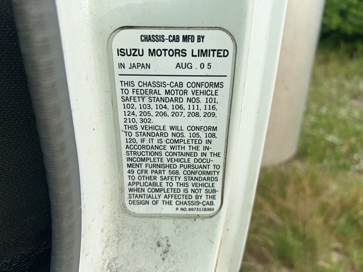 2006-isuzu-nqr-image-14