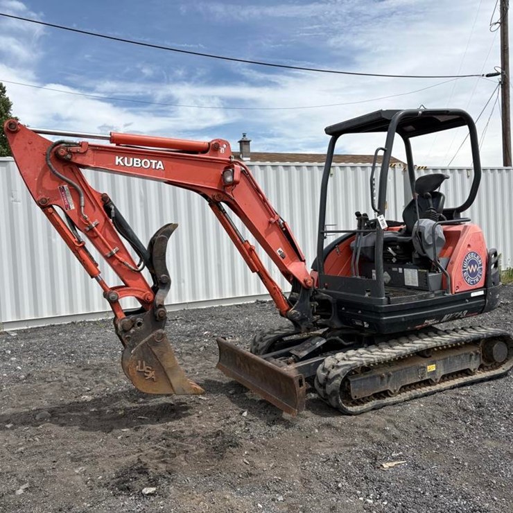 KUBOTA KX71-3