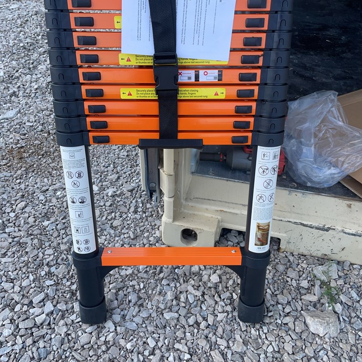10 Step Single Side Telescoping Ladder