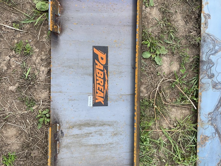 pabreak-qa-skid-steer-mount-plate-image-1
