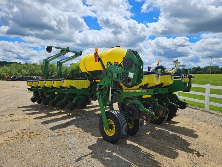 john-deere-1770-image-3