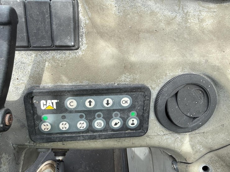 caterpillar-th406-image-20