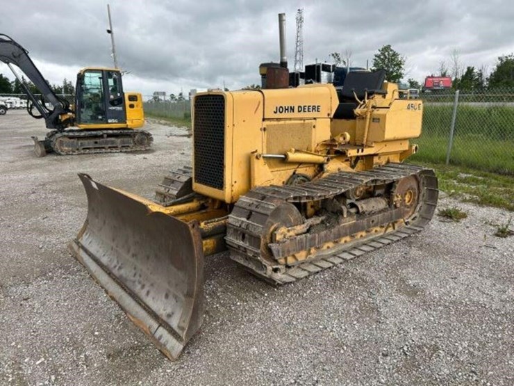 1985-john-deere-450e-image-1