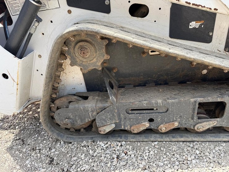bobcat-mt85-image-13