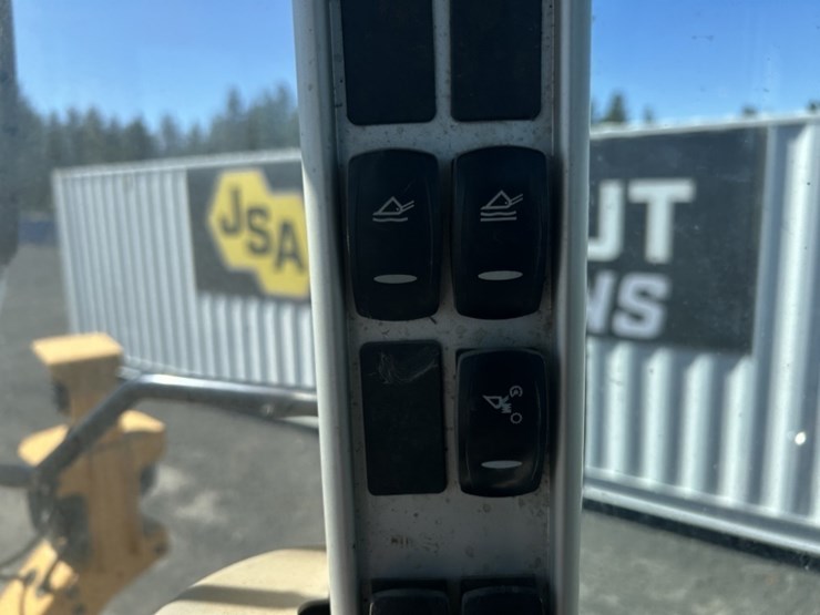 2018-volvo-l70h-image-26