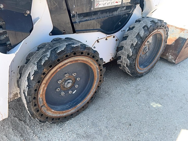 2021-bobcat-s62-image-10
