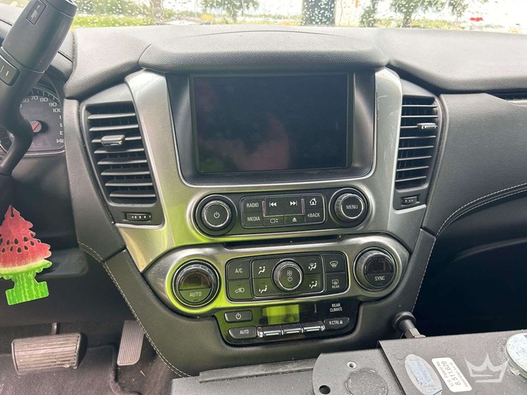 2018-chevrolet-tahoe-image-13
