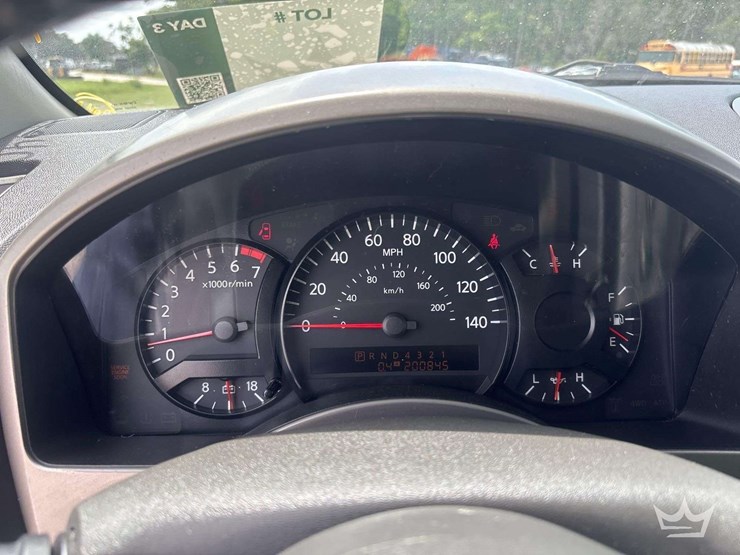 2006-nissan-armada-image-17
