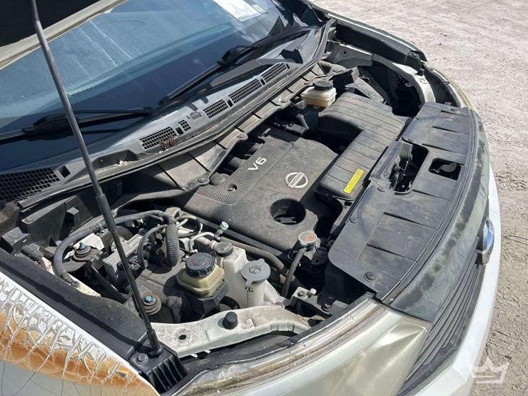 2015-nissan-quest-image-9