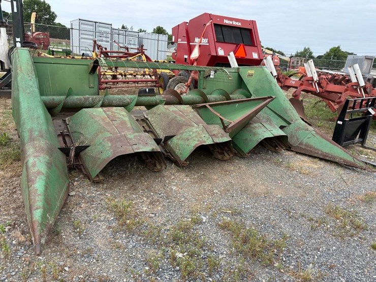 john-deere-444-image-4