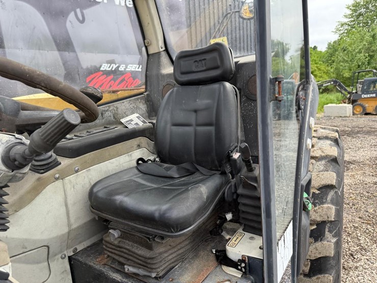 caterpillar-th406-image-17