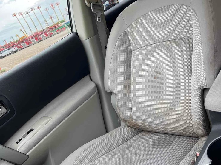 2009-nissan-rogue-sl-image-26