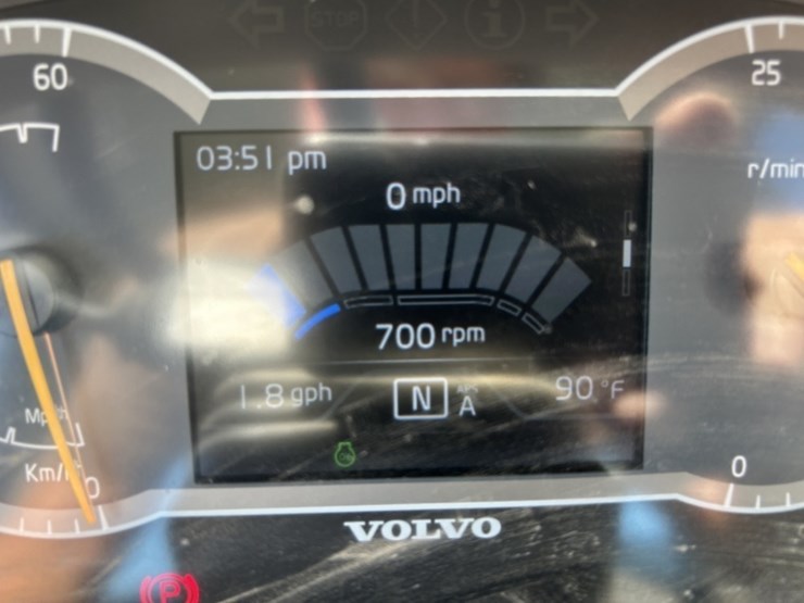 2018-volvo-l70h-image-37