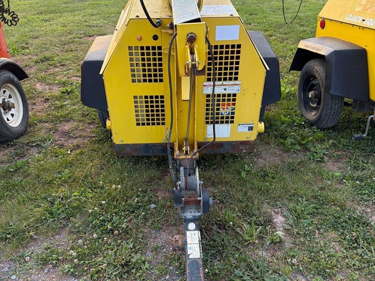 ingersoll-rand-light-tower-image-2