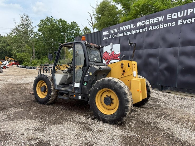 caterpillar-th406-image-2