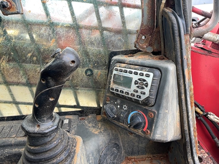 takeuchi-tl10v2-image-10