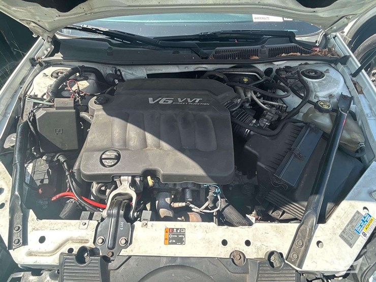 2014-chevrolet-impala-sedan-image-6